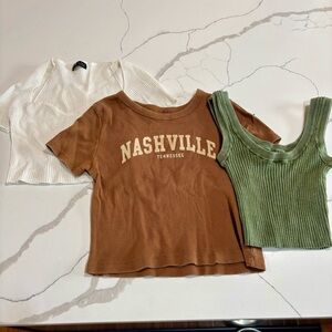 Bundle! 3/1 price cropped shirt tank short sleeve ribbed small/X small